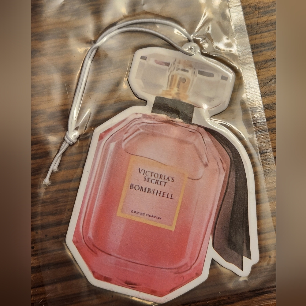 VS BOMBSHELL SCENTED AIR FRESHENER